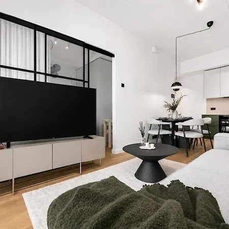 New Designer 1br In Marati Kvartal Reval